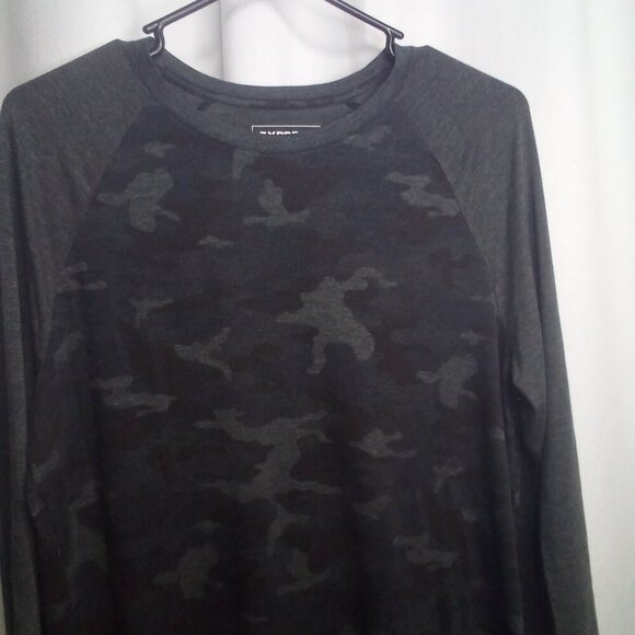 Express Shirt M Women Long Sleeve Stretch Thermal Camo Gray Black - Picture 12 of 15